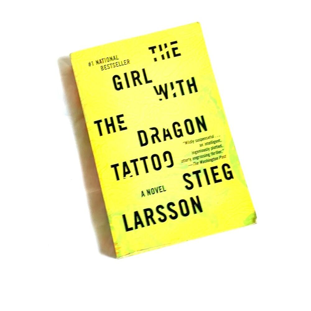 The Girl With The Dragon Tattoo Paperback Novel  Book